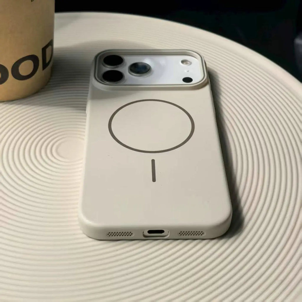 Luxury Matte Hard PC for Magsafe Magnetic Phone Case for Iphone 17 Air 16 E 15 Pro Max plus Wireless Charge Cover