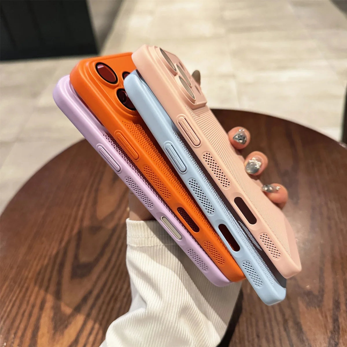 Luxury Heat Dissipation PC Case for Iphone 17 Air 16 15 14  Pro Max Glass Camera Protector Cooling Mesh Cover