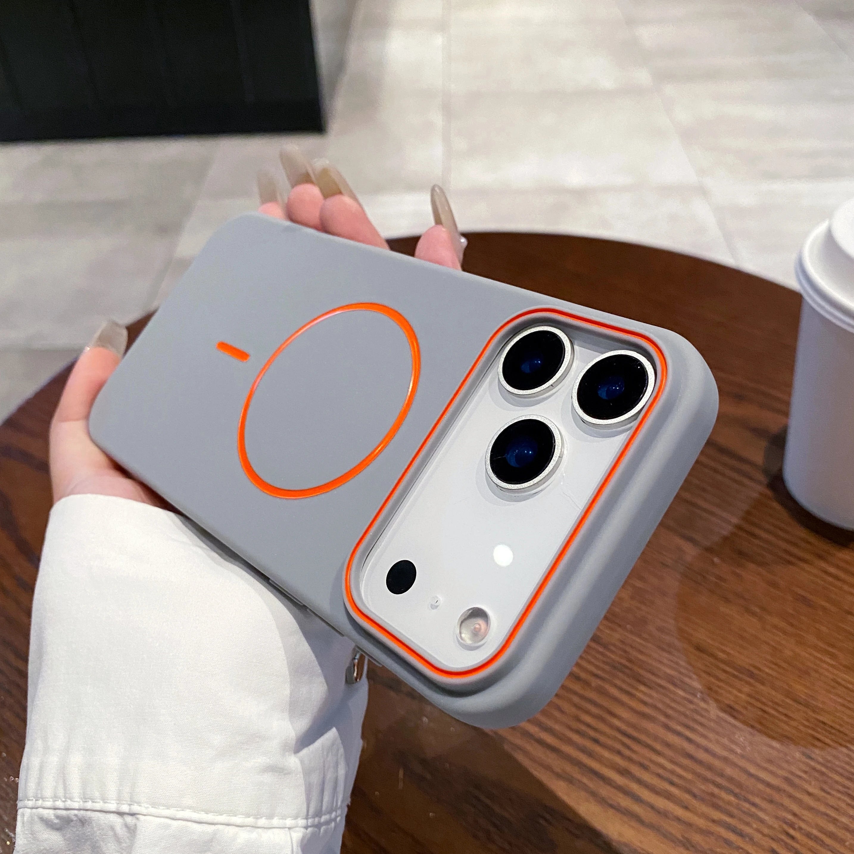 Ultra Thin Matte Simple Magnetic Phone Case for Iphone 17 Pro Max 16 15 14 13 12 Mag-Safe Wireless Charging Protect Cover