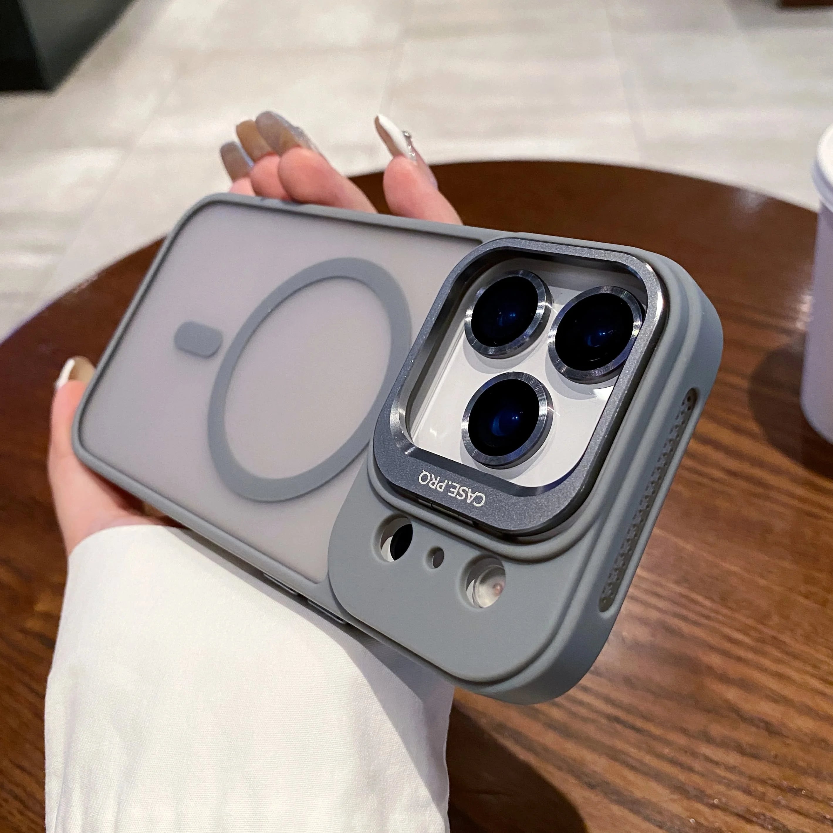 Luxury Metal Ring Lens Stand Protector Phone Case for Iphone 17 Air 16E 15 14 plus 13 12 11 Pro Max for Magsafe Shockproof Cover